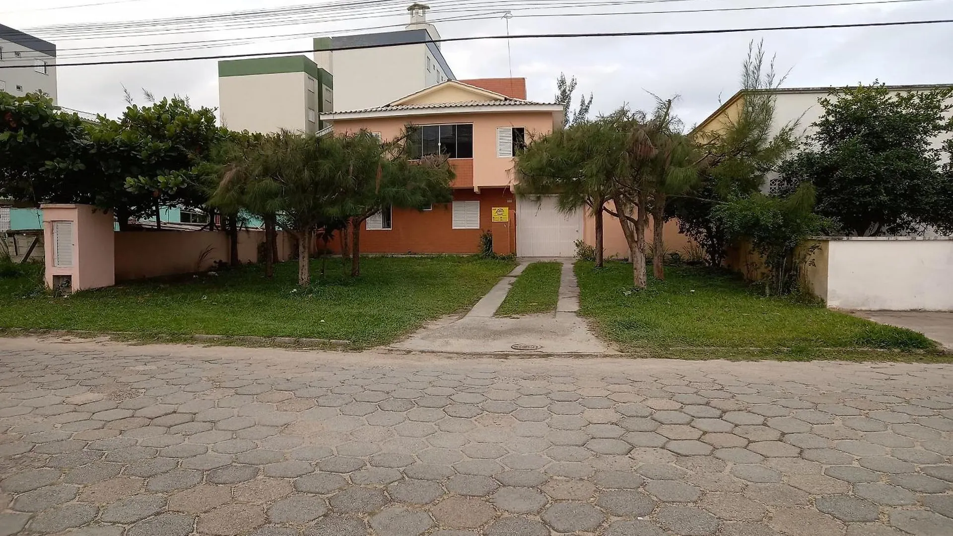 Apartlaguna - 3 Residenciais Diferentes 0*, Laguna
